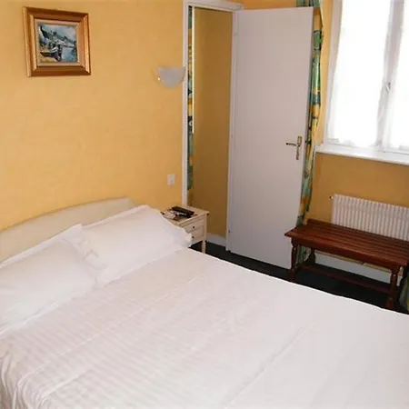 Balzac Hotel 2*